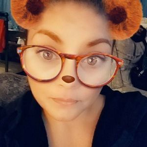 Meet your Posher, Cristina